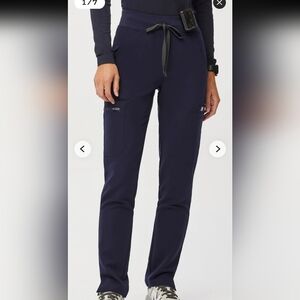 FIGS Women's Yola Skinny Scrub Pants Petite